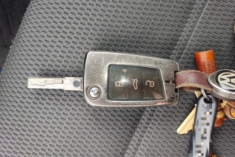 Used Volkswagen Golf 2016 1.6L Automatic Comfort Model Vehicle Key
