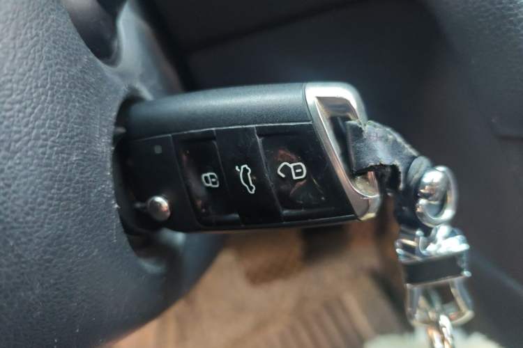 Used Volkswagen Golf 2016 1.4 TSI 25th Anniversary Edition Vehicle Key
