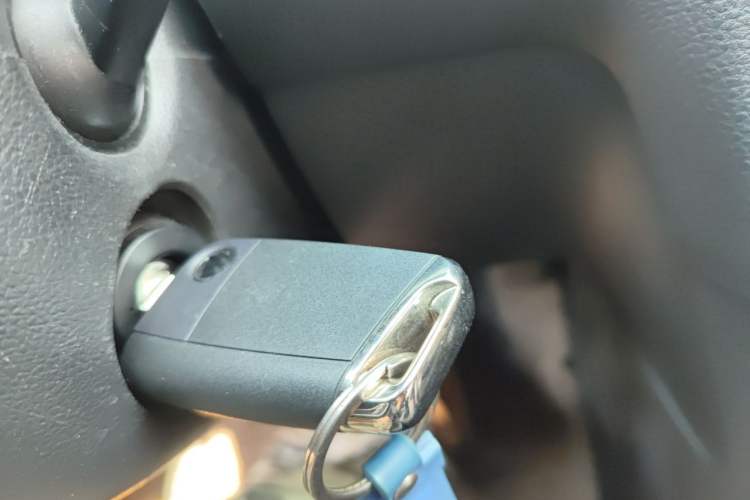 Used Volkswagen Golf 2016 1.6L Automatic Comfort Model Vehicle Key