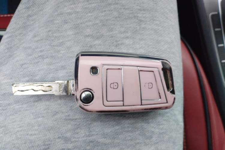Used Volkswagen Golf 2016 1.6L Automatic Comfort Model Vehicle Key