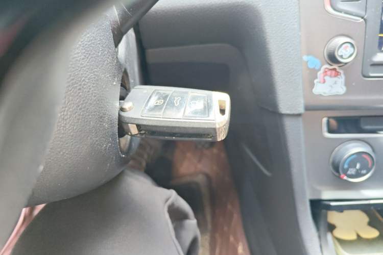 Used Volkswagen Golf 2016 230TSI Automatic Comfort Version Vehicle Key