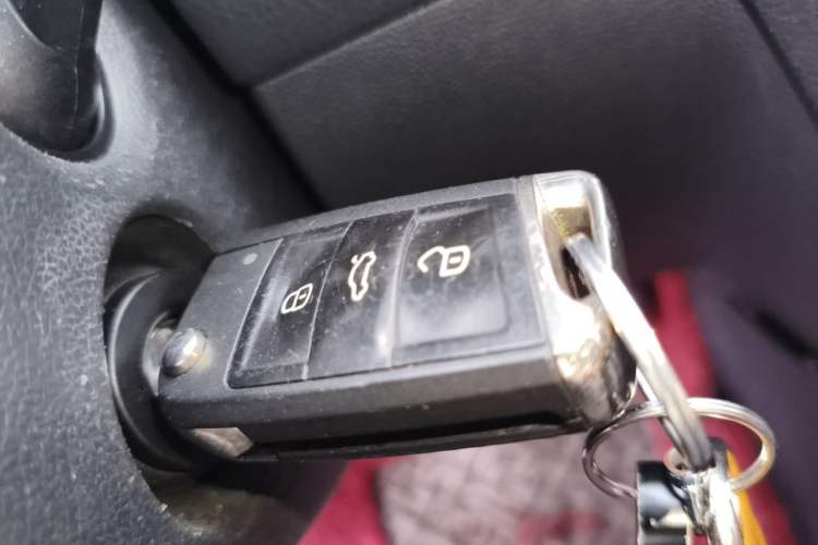 Used Volkswagen Golf 2016 230TSI Automatic Comfort Version Vehicle Key