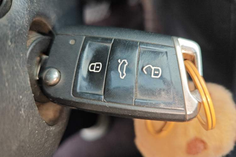 Used Volkswagen Golf 2016 230TSI Automatic Comfort Version Vehicle Key
