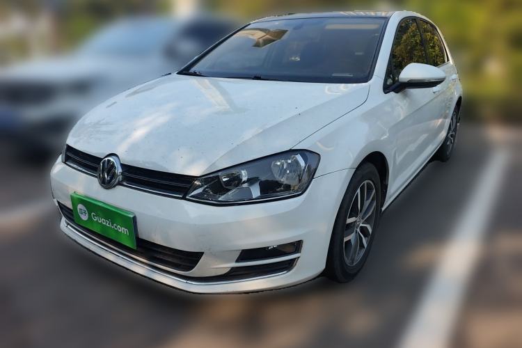 Used Volkswagen Golf 2016 230TSI Automatic Luxury Version Guazi used car, China used car export, Used car for sale, Used  cars, Cheapest cars for sale