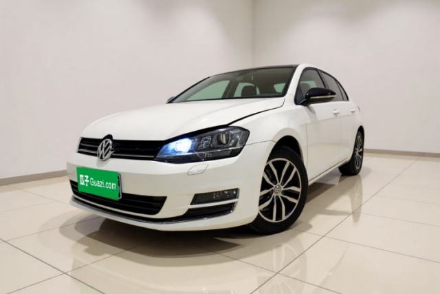 Ojetý Volkswagen Golf 2016 1.4 TSI 25th Anniversary Edition