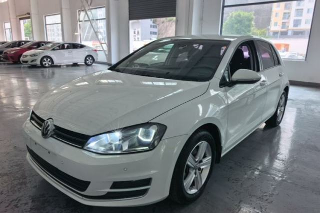 Used Volkswagen Golf 2016 1.6L Automatic Fashion Model
