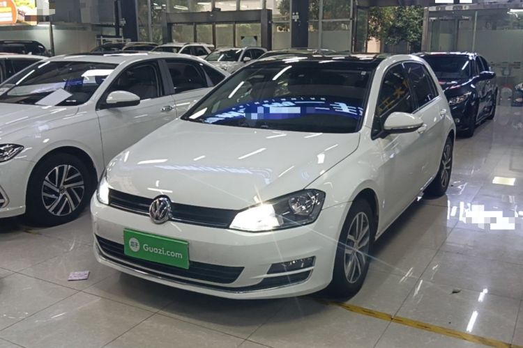 Used Volkswagen Golf 2016 230TSI Automatic Luxury Version Guazi used car, China used car export, Used car for sale, Used Volkswagen cars, Cheapest cars for sale