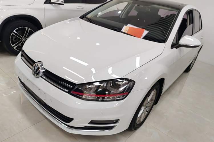 Ojetý Volkswagen Golf 2016 230TSI Automatic Comfort Version Guazi used car, China used car export, Used car for sale, Used  cars, Cheapest cars for sale