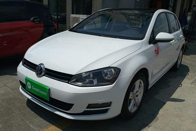 Gebrauchter Volkswagen Golf 2016 1.6L Automatic Comfort Model Guazi used car, China used car export, Used car for sale, Used cars, Cheapest cars for sale
