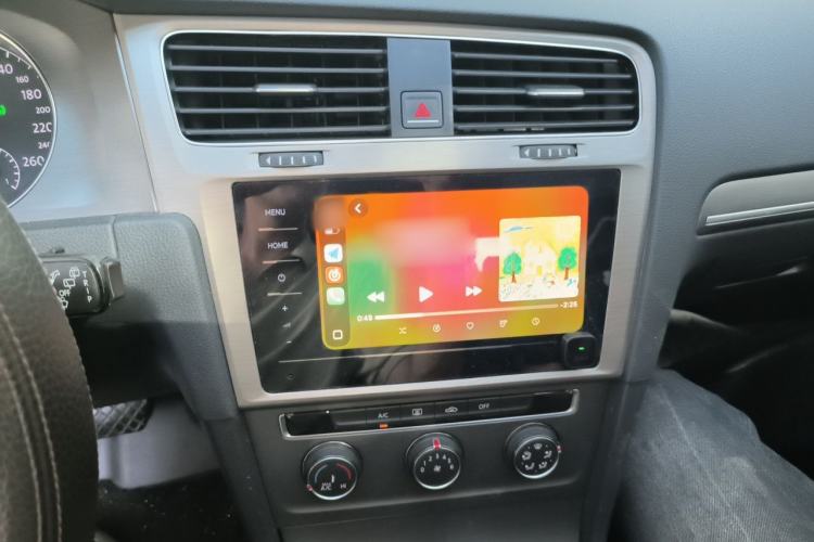 Used Volkswagen Golf 2016 1.6L Automatic Comfort Model Audio And AC Panel