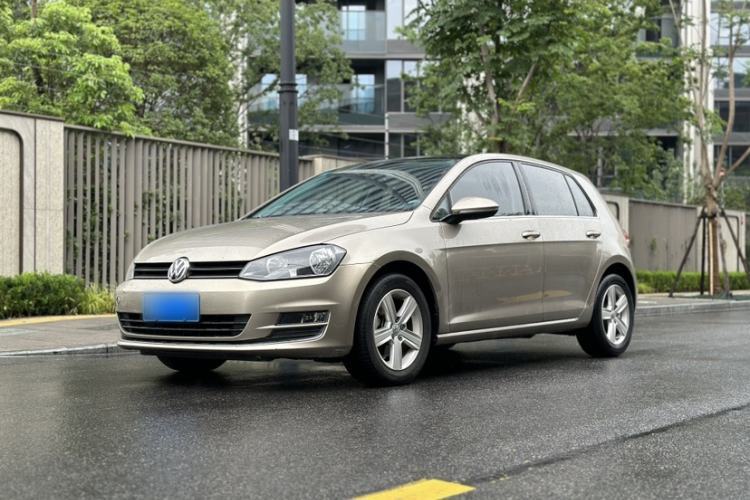 Used Volkswagen Golf 2016 1.6L Automatic Comfort Model Guazi used car, China used car export, Used car for sale, Used  cars, Cheapest cars for sale