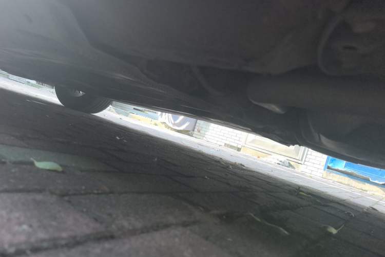 Used Volkswagen Golf 2016 1.6L Automatic Fashion Model Chassis Rear Left