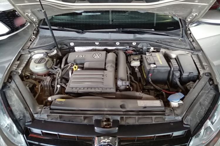 Used Volkswagen Golf 2016 230TSI Automatic Comfort Version Engine Bay
