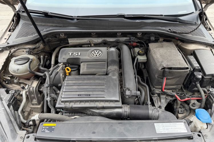 Used Volkswagen Golf 2016 280TSI Automatic Flagship Model Engine Bay