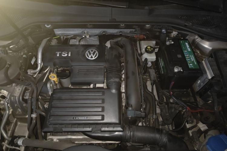 Used Volkswagen Golf 2016 230TSI Automatic Comfort Version Engine Bay