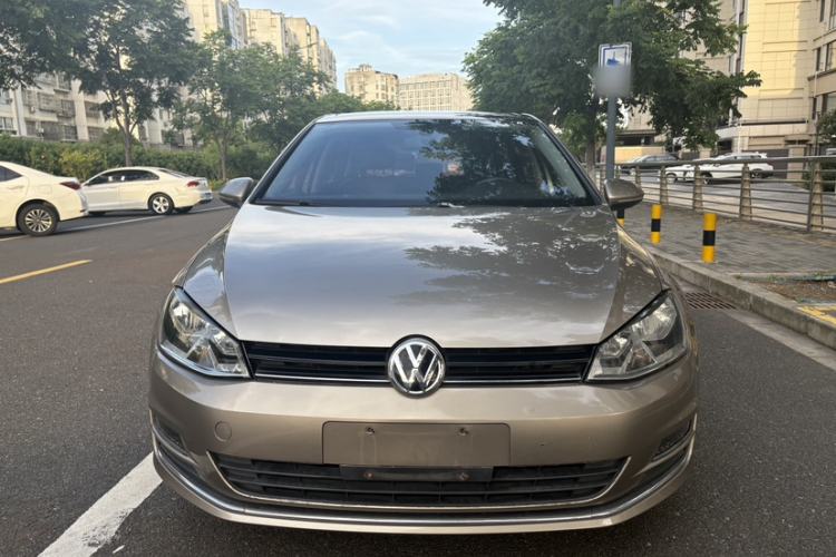 Used Volkswagen Golf 2016 230TSI Automatic Luxury Version Exterior 1