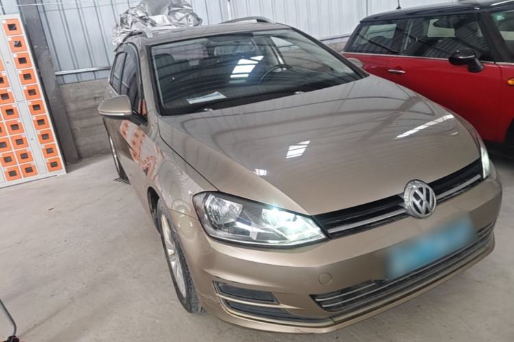Used Volkswagen Golf 2016 1.6L Automatic Fashion Model Exterior 1