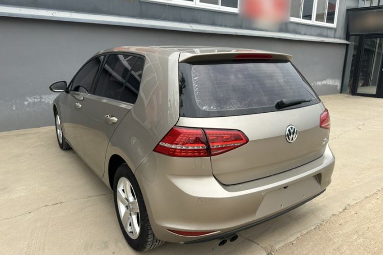 Used Volkswagen Golf 2016 230TSI Automatic Comfort Version Exterior 2
