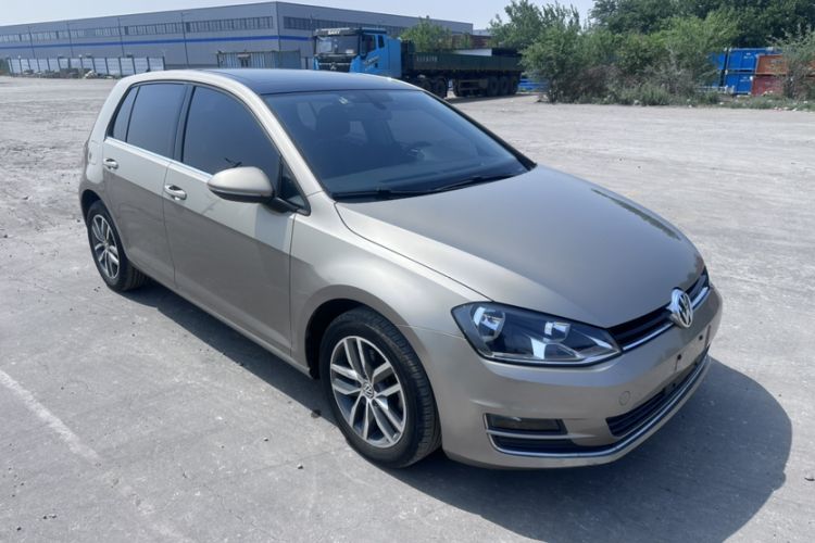 Used Volkswagen Golf 2016 230TSI Automatic Luxury Version Exterior 3