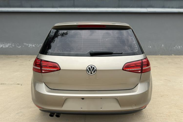 Used Volkswagen Golf 2016 230TSI Automatic Comfort Version Exterior 5