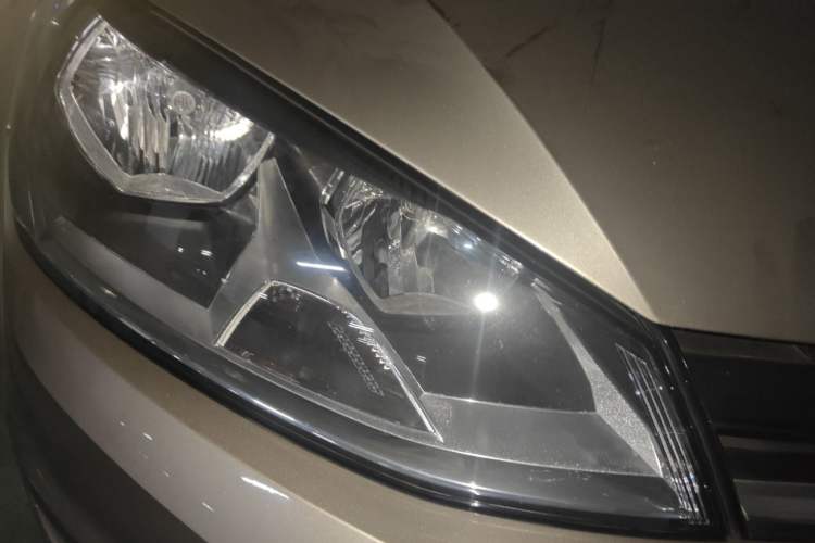 Used Volkswagen Golf 2016 230TSI Automatic Comfort Version Exterior 6