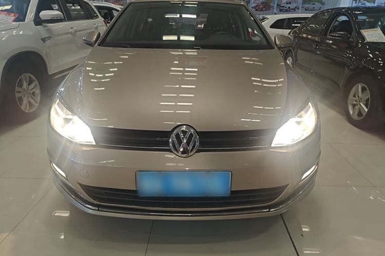 Used Volkswagen Golf 2016 1.6L Automatic Fashion Model Front
