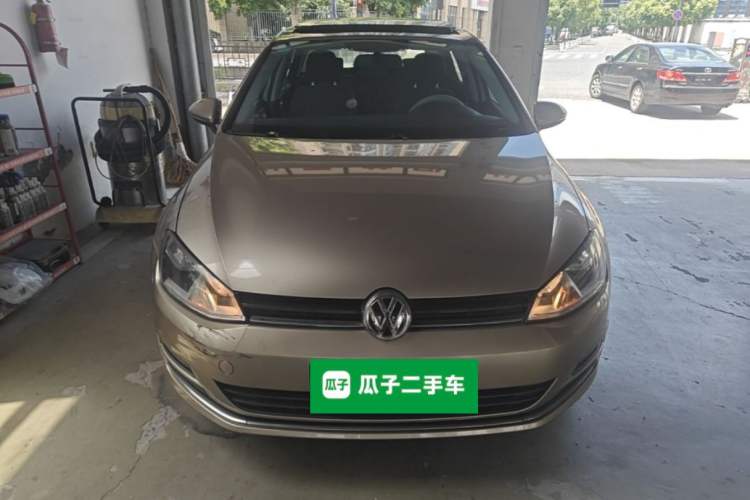 Used Volkswagen Golf 2016 1.6L Automatic Comfort Model Front