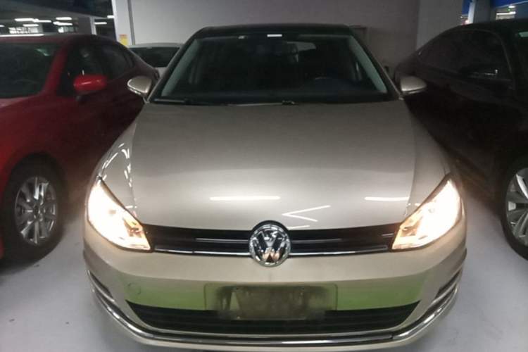 Used Volkswagen Golf 2016 230TSI Automatic Comfort Version Front