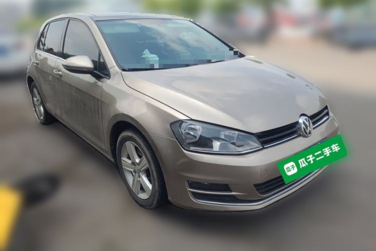 Used Volkswagen Golf 2016 1.6L Automatic Comfort Model Front Right 45 Deg