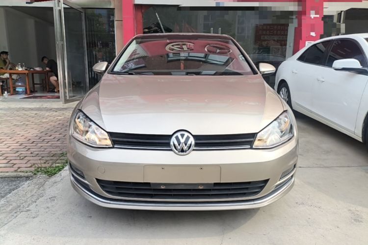 Used Volkswagen Golf 2016 1.6L Automatic Comfort Model Front