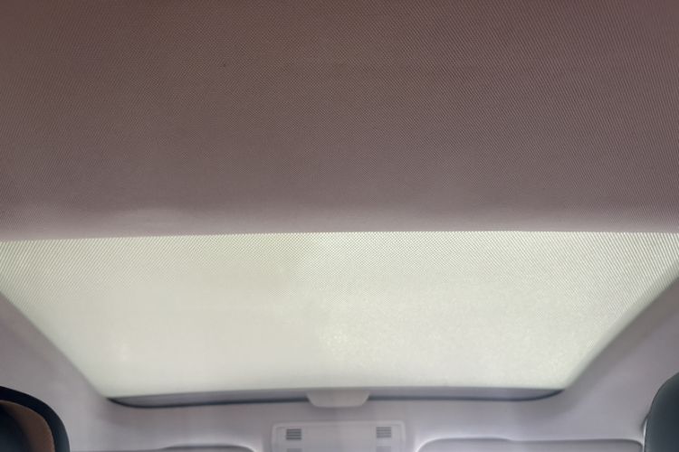 Used Volkswagen Golf 2016 230TSI Automatic Luxury Version Headliner
