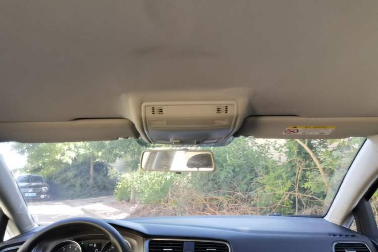 Used Volkswagen Golf 2016 1.6L Manual Fashion Edition Headliner