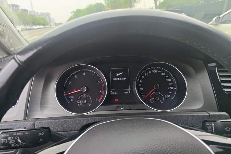 Used Volkswagen Golf 2016 1.6L Automatic Comfort Model Instrument Cluster