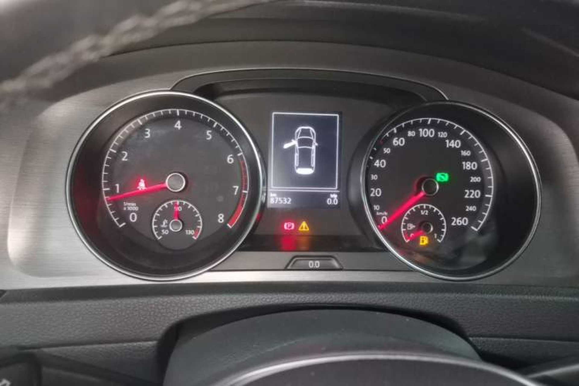 Used Volkswagen Golf 2016 230TSI Automatic Luxury Version Instrument Cluster