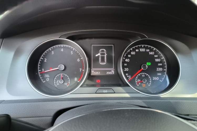 Used Volkswagen Golf 2016 1.6L Automatic Comfort Model Instrument Cluster