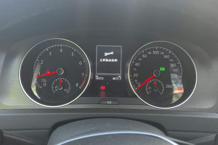 Used Volkswagen Golf 2016 1.6L Automatic Fashion Model Instrument Cluster