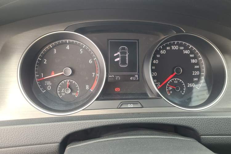 Used Volkswagen Golf 2016 1.6L Automatic Comfort Model Instrument Cluster