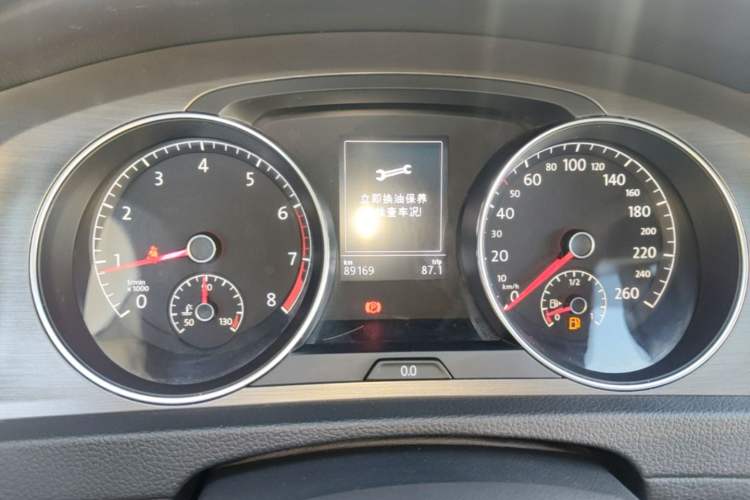 Used Volkswagen Golf 2016 230TSI Automatic Luxury Version Instrument Cluster