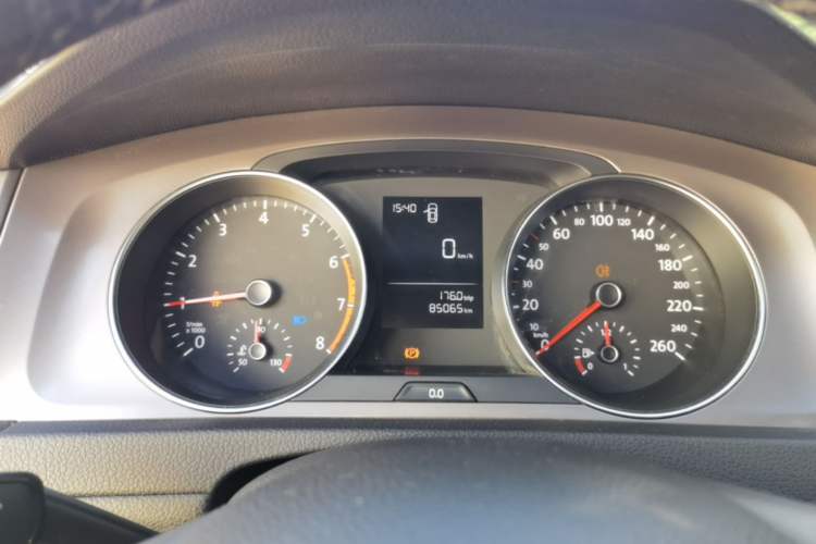 Used Volkswagen Golf 2016 1.6L Manual Fashion Edition Instrument Cluster