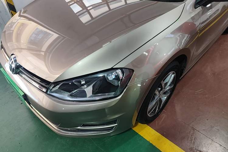 Used Volkswagen Golf 2016 230TSI Automatic Luxury Version Left Front Headlight