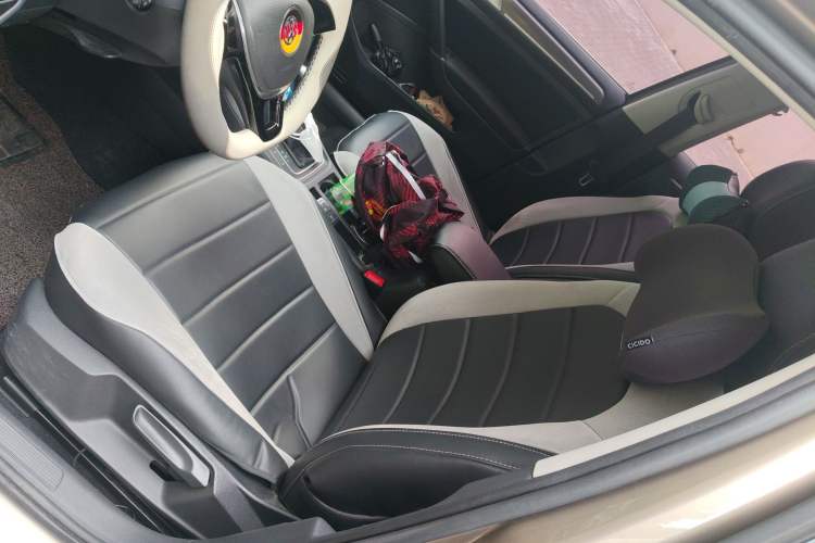 Used Volkswagen Golf 2016 1.6L Automatic Comfort Model Left Front Seat