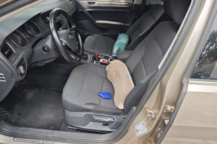 Used Volkswagen Golf 2016 230TSI Automatic Comfort Version Left Front Seat