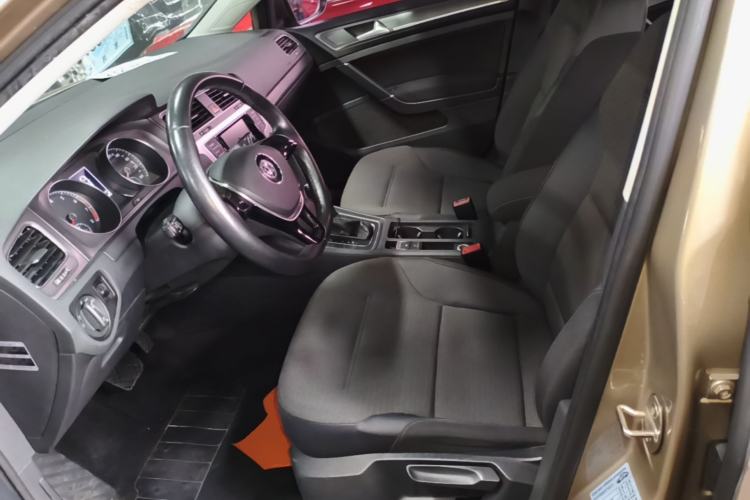 Used Volkswagen Golf 2016 230TSI Automatic Comfort Version Left Front Seat