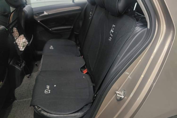 Used Volkswagen Golf 2016 1.6L Automatic Comfort Model Left Rear Seat