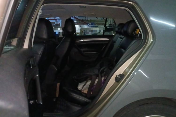 Used Volkswagen Golf 2016 230TSI Automatic Comfort Version Left Rear Seat