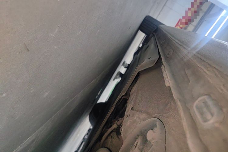 Used Volkswagen Golf 2016 1.6L Automatic Comfort Model Left Side Sill
