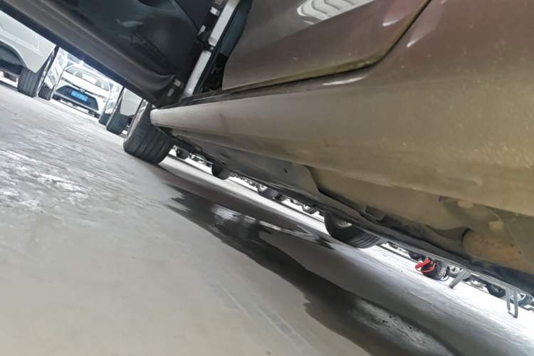 Used Volkswagen Golf 2016 1.6L Automatic Fashion Model Left Side Sill