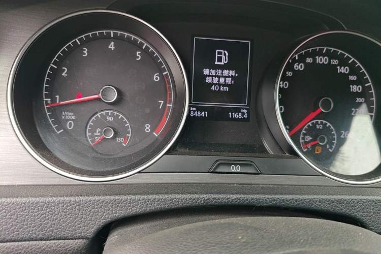 Used Volkswagen Golf 2016 230TSI Automatic Luxury Version Odometer Close Up