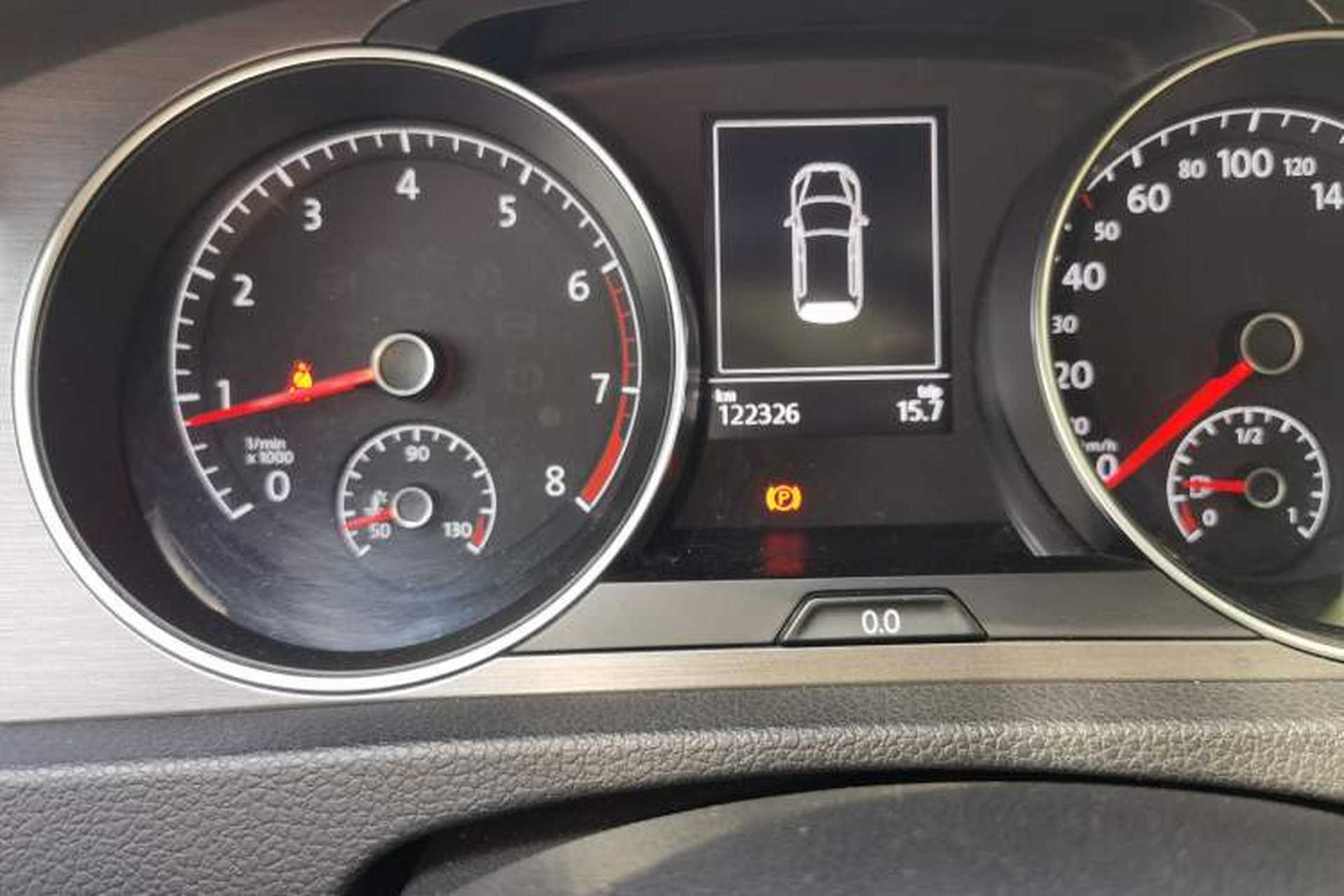 Used Volkswagen Golf 2016 230TSI Automatic Comfort Version Odometer Close Up