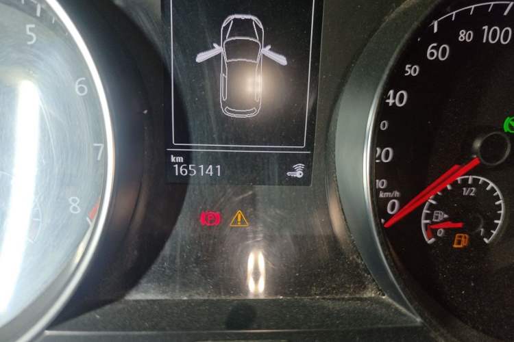 Used Volkswagen Golf 2016 230TSI Automatic Luxury Version Odometer Close Up